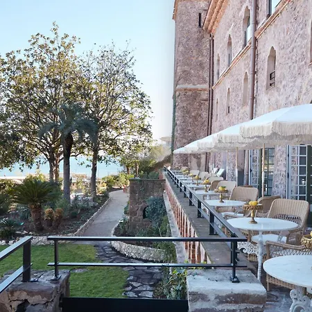Hotel Chateau De 5*