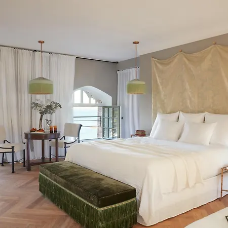 Hotel Chateau De